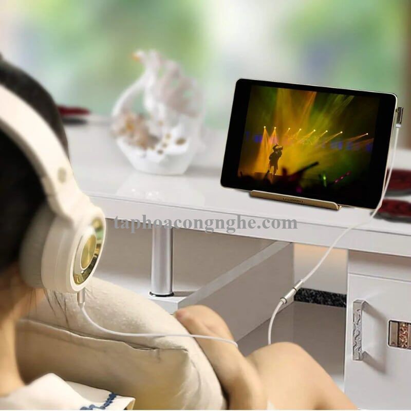 Ugreen 10777 3M màu Trắng Cáp âm thanh 3.5mm nối dài đầu nhôm AV118 30010777